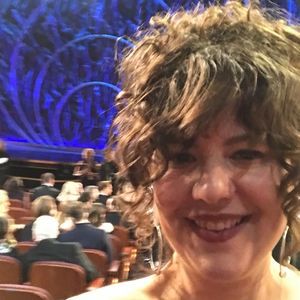 Meet your Posher, Lela